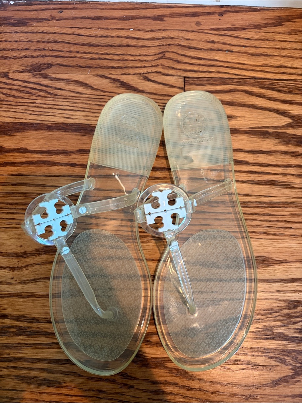 Tory Burch Clear Jelly Logo Thong Sandals - Picture 2 of 2